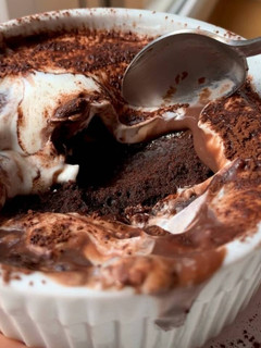 Foto de Bolo de Chocolate na caneca/ramekin
