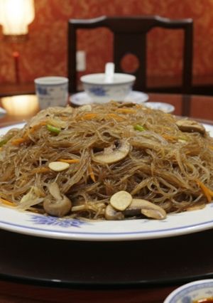 Una foto de Fideos de cristal con verduras en microondas