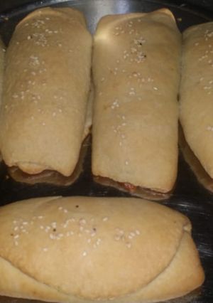 A picture of Dinner rolls.