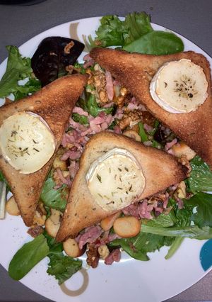 Une photo de Salade de chèvre