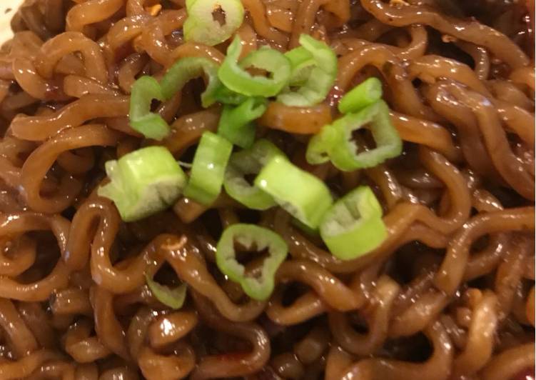 Recipe of Award-winning Quick Spicy Ramen w/ Leftover Steak