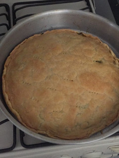 Una foto de Tarta de espinacas, choclo y queso
