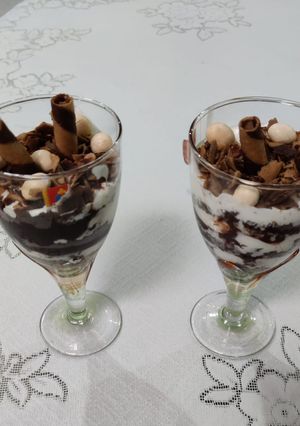 A picture of Oreo biscuit Pudding.