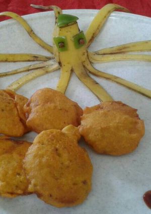 A picture of Aloo Pakkoda.