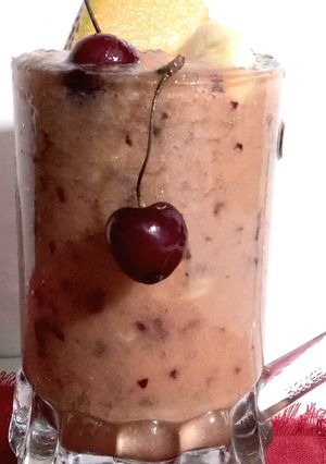 عکسی از دستور اسموتی طالبی موز و گیلاس
