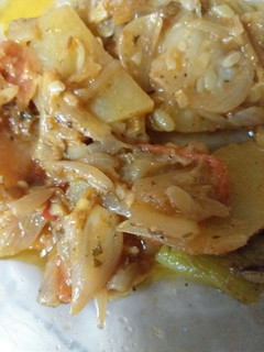 A picture of Aloo lauki ki sabzi.
