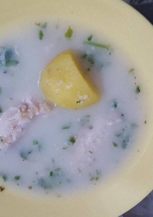 Foto principal de Sopa de trigo con pollo y verdura
