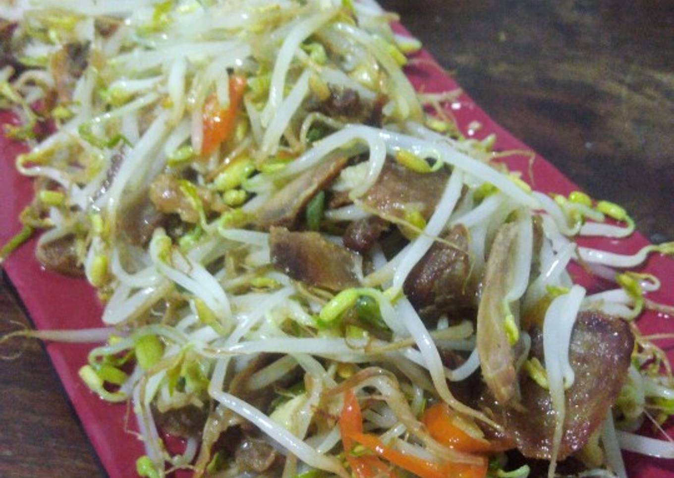 Cah Taoge Daging Sei (Non Halal)