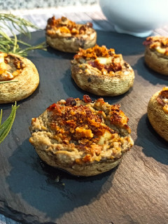 Una foto de Champiñones rellenos