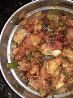 हरे प्याज़ की सब्जी (hare pyaz ki sabzi recipe in Hindi) रेसिपी मुख्य फोटो