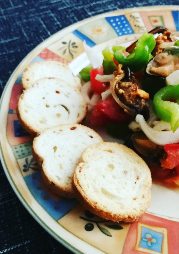 Una foto de Ensalada de mejillones en escabeche - fácil