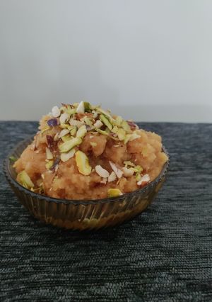 A picture of Makhandi halwa.