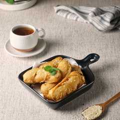 A picture of Pisang Goreng Wijen.