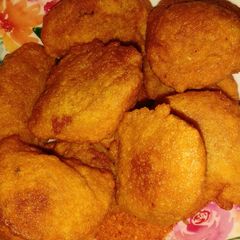 A picture of Akara balls.