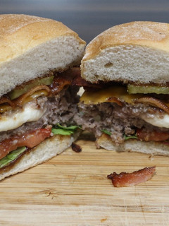 Foto principal de Hamburguesa rellena de queso