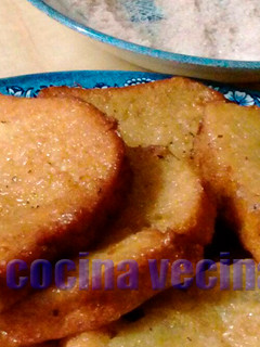 Una foto de Torrijas caseras de miel ó azúcar