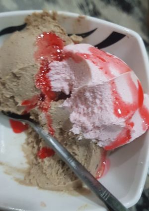 A picture of Ice cream.