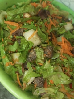 A picture of Liver salad.