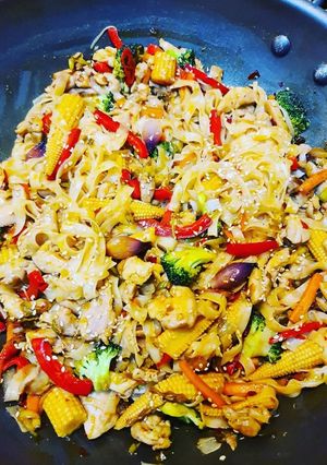 O poză a rețetei Nudlar cu pui și legume 🍽❤😋.