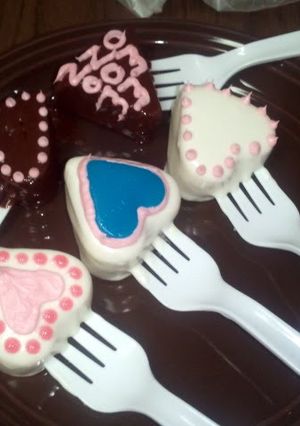 A picture of Cake Pops- no bake.
