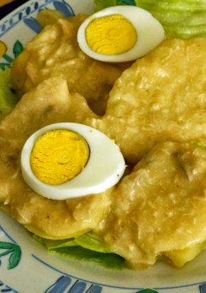 Una foto de Ají de Gallina (pollo)