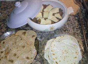 Una foto de Tacos caserísimos de carne (Cocina en vivo Viernes de Pecado con Cookpad)