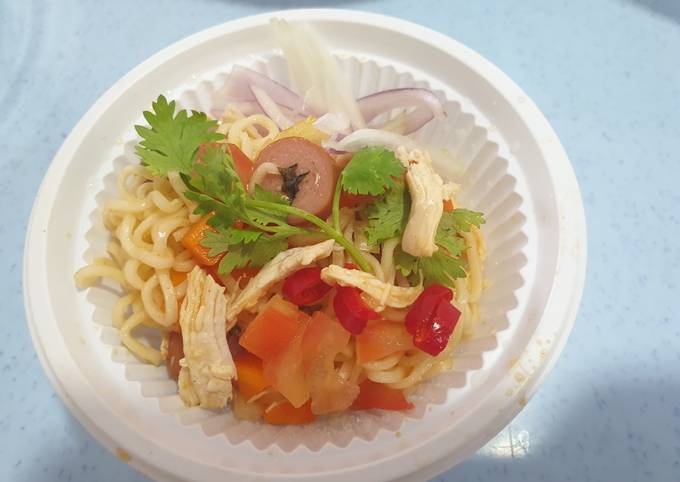 Recipe of Any-night-of-the-week Instant Noodle Salad