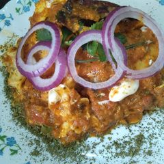 A picture of Poached Egg Curry.