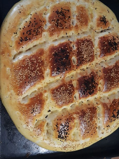 A picture of Turkish Bread.