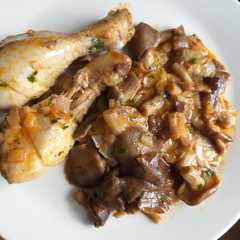 Foto di Pollo con i chiodini