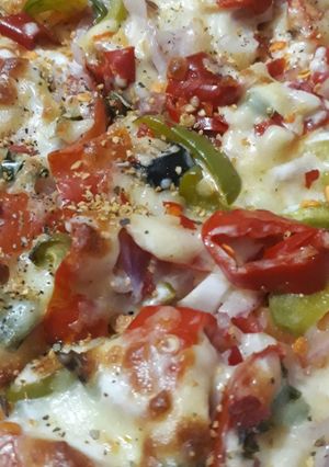 A picture of Farm fresh pizza.