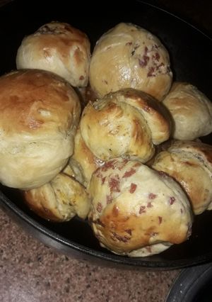 Una foto de Panes Saborizados de Salame y Cebolla 🤤