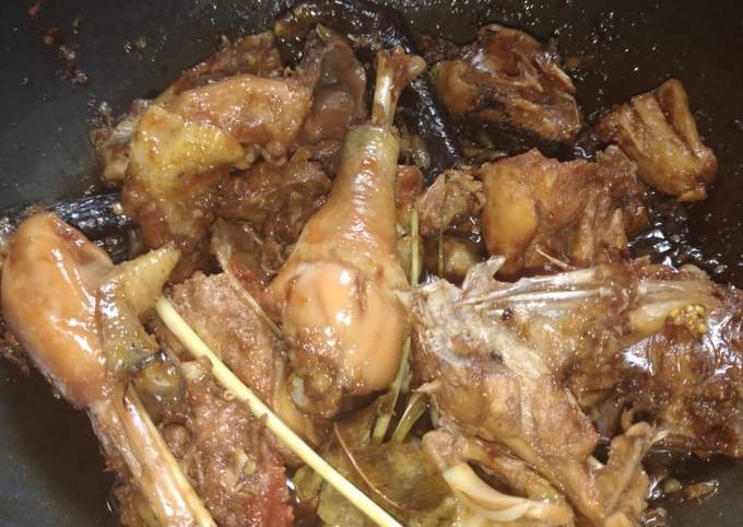 Ayam kampung kecap pedas bumbu minimalis