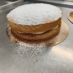 A picture of Victorian Sponge.