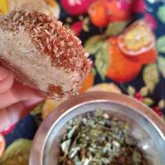 Una foto de Alfajor integral de maicena