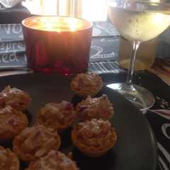 A picture of Canapé con Atún.