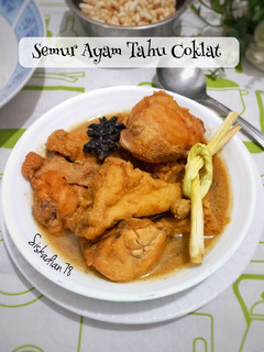 Foto resep Semur Ayam Tahu Coklat