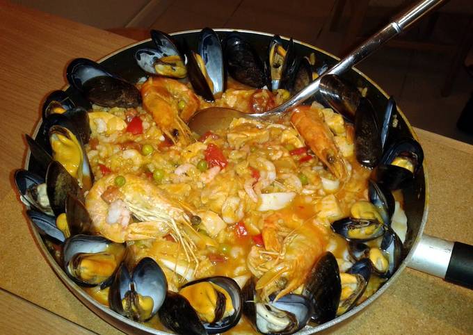 Seafood and Chicken Paella