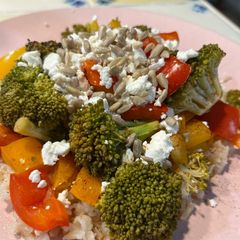 A picture of Brown Rice with Veggies 🥦.