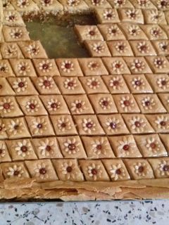 صورة لوصفة بقلاوة جزائرية