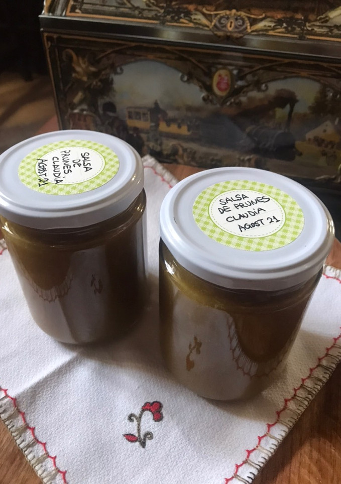 Una foto de Salsa de ciruelas Claudia para asados 🐷