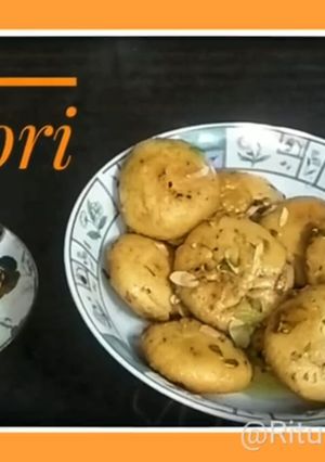 मावा कचोरी (Mawa Kachori recipe in Hindi) रेसिपी मुख्य फोटो