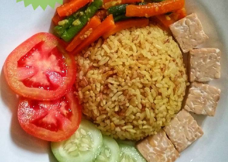 Nasi Kuning Sederhana