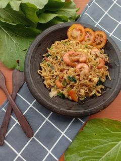 Foto resep Mie nyemek indomie goreng udang