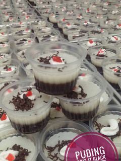 Foto resep Puding Coklat Vla Vanila