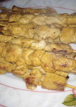 صورة لوصفة الشواء دجاج على 🍢🍢 طاجين حديد 🥗🍟
