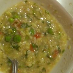 A picture of Oats veggie upma.