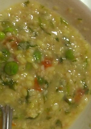 A picture of Oats veggie upma.