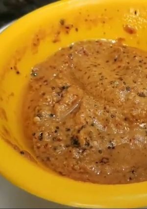 பாரம்பரிய வெங்காய சட்னி (Venkaaya chutney recipe in tamil) செய்முறை முக்கிய புகைப்படம்