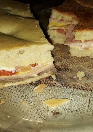 Una foto de Lomito como de rotiseria pero hecho en casa